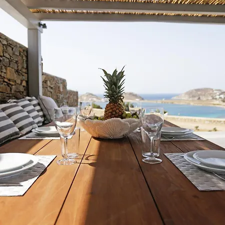 Angelika/pink Pelikan By The Βίλα Καλαφάτη