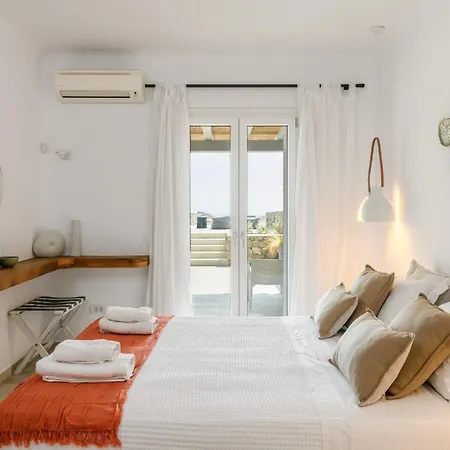 Angelika/pink Pelikan By The * Kalafatis