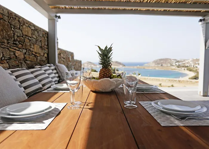 Angelika/pink Pelikan By The Vila Kalafatis