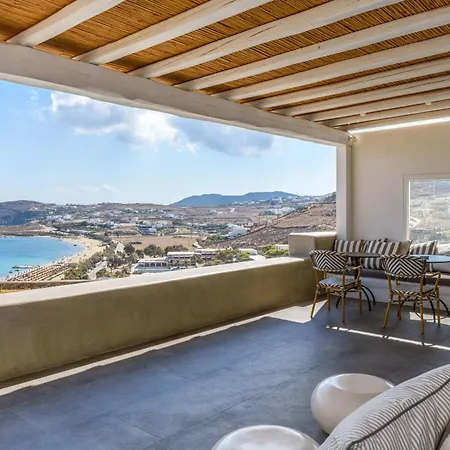 Angelika/pink Pelikan By The Mykonos Town